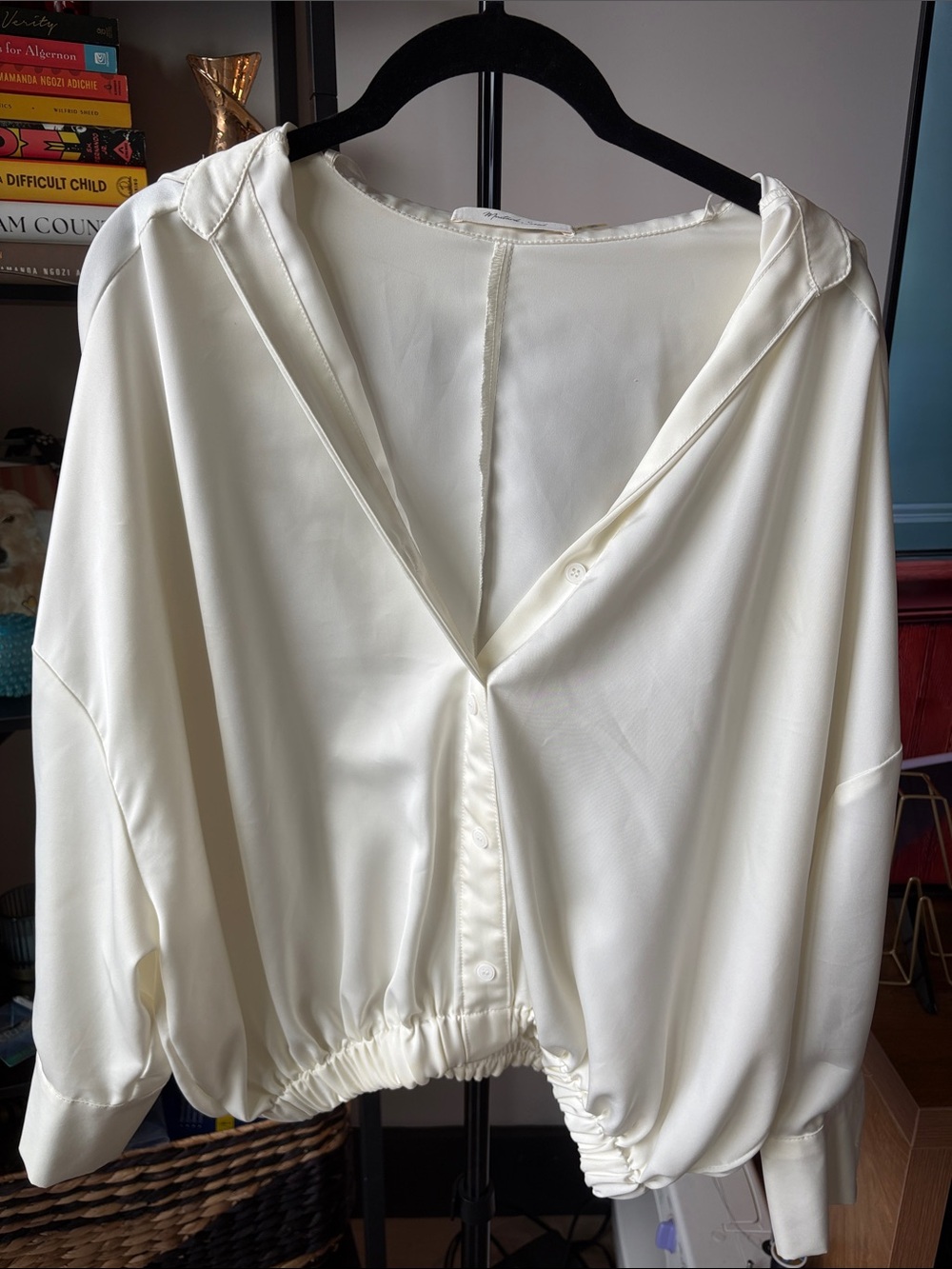 Mustard Seed Cream Button-Front Flowy Blouse with Stretchy/elastic waist